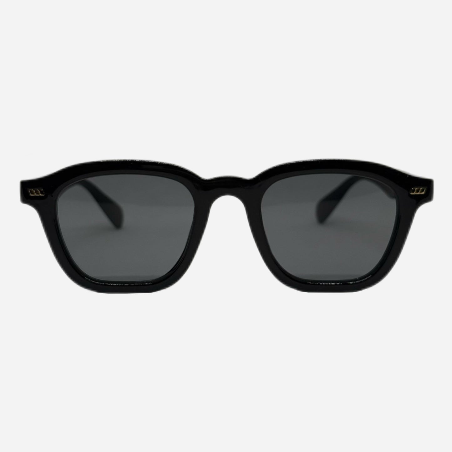 Lucca Black